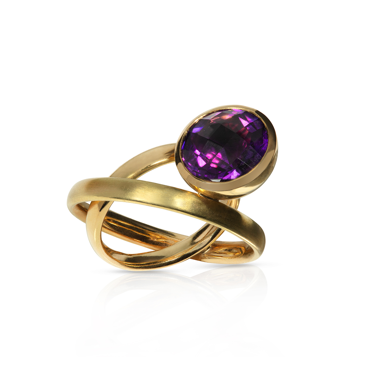 18ct gold orbital ring with amethyst