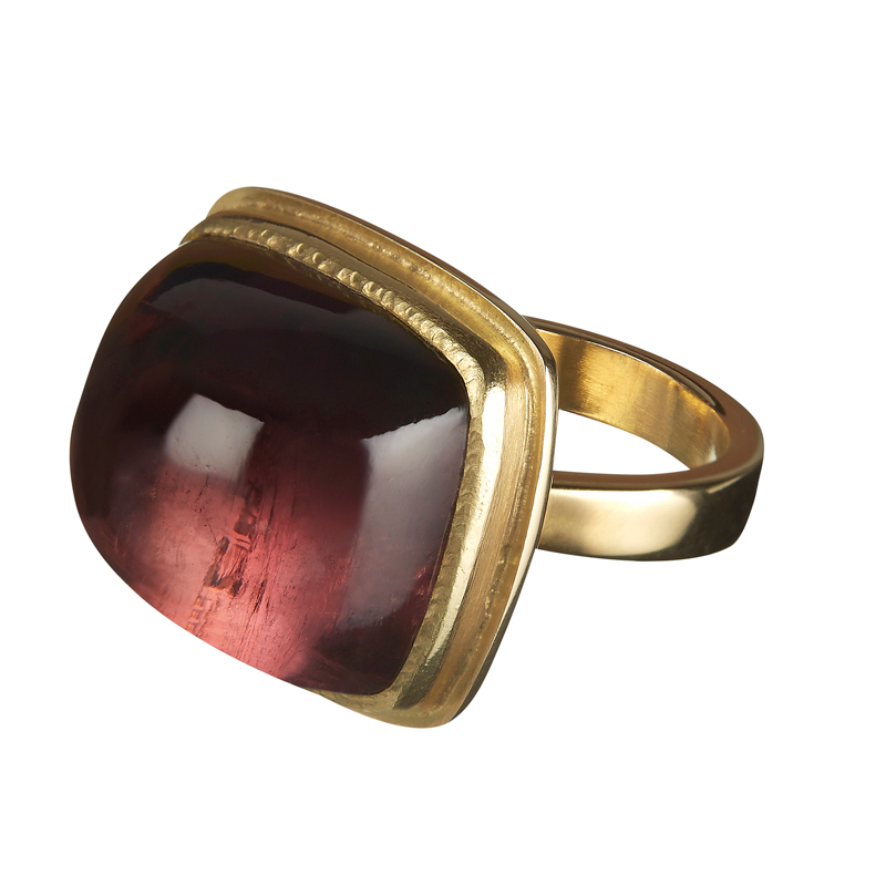 Gold ring with tourmaline